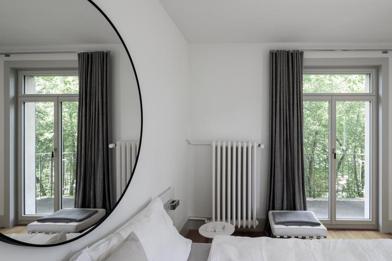 Image Detail Page 10