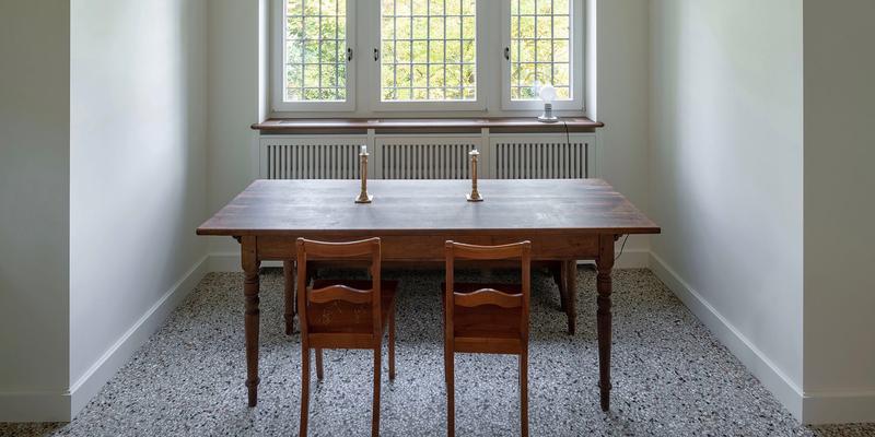 Image Detail Page 11