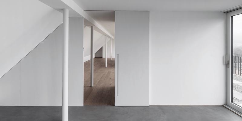 Image Detail Page 11